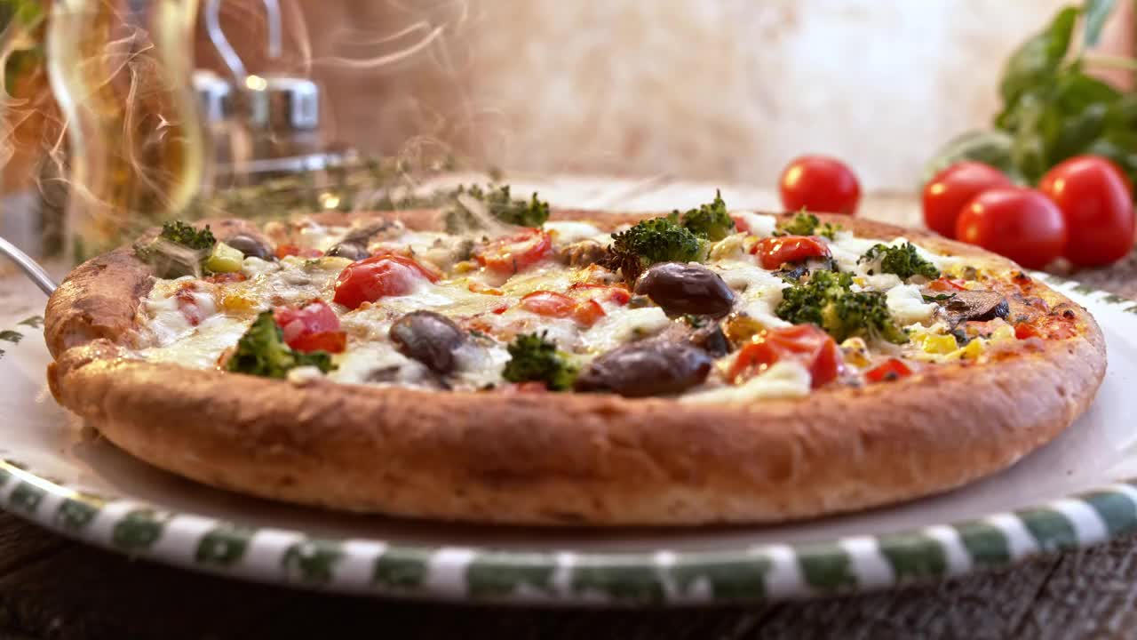 What Are The Different Types Of Pizza Crust?